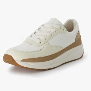 CUSHIONAIRE SNEAKERS